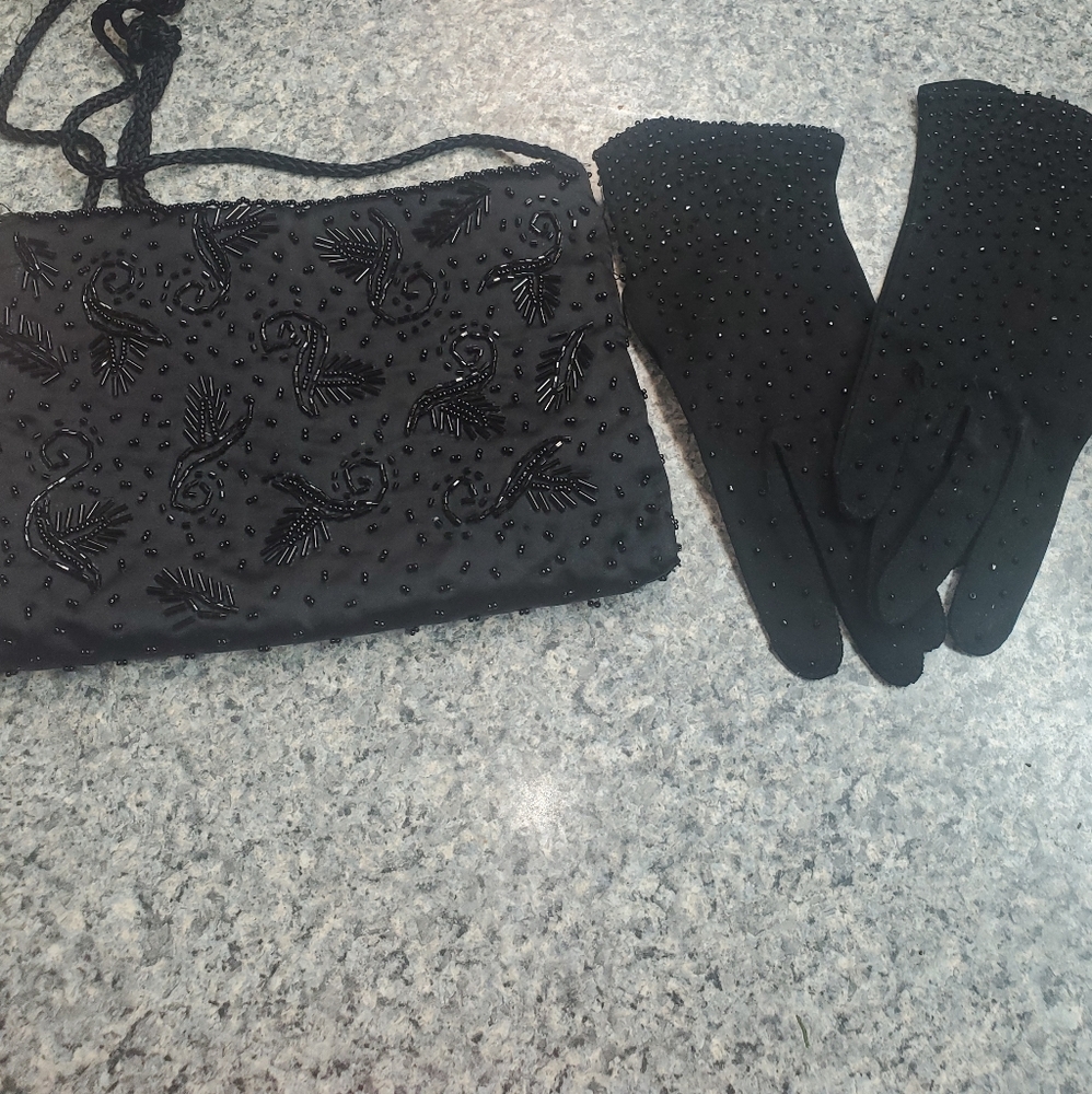 Vintage beaded purse and gloves